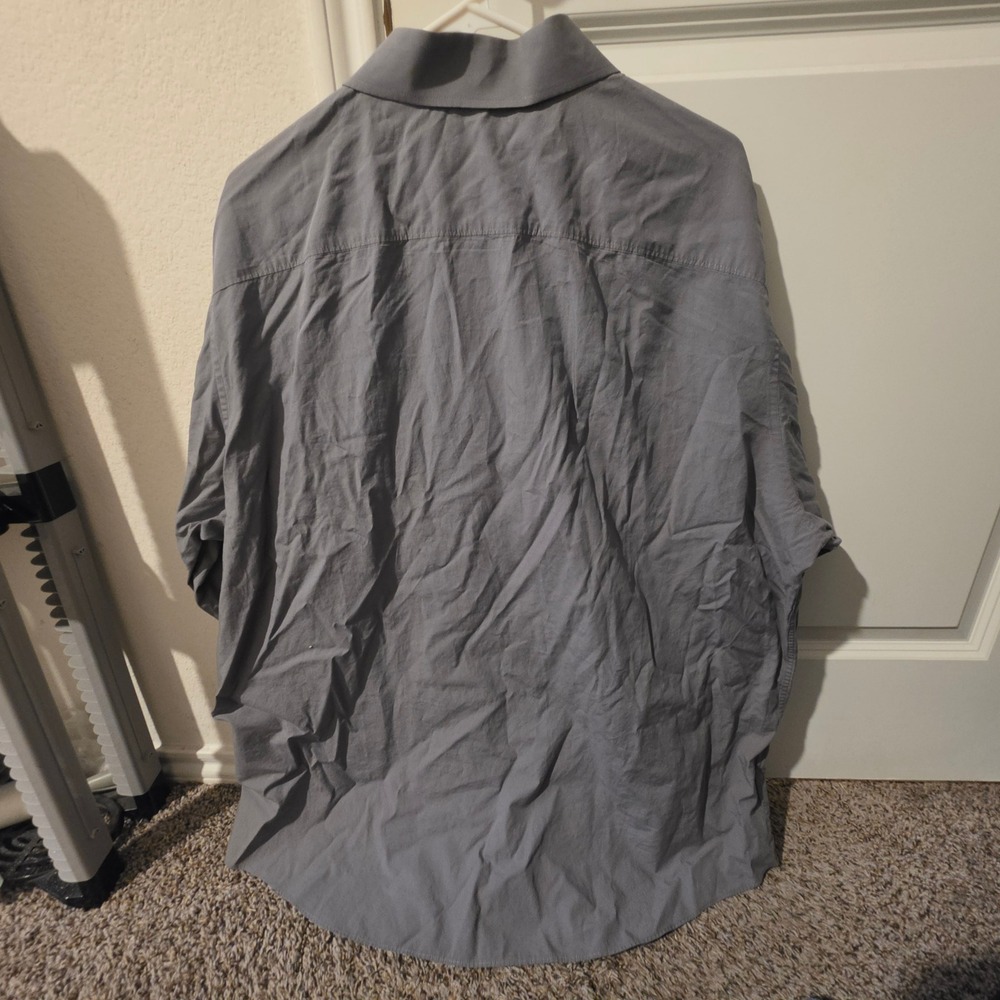 Murano Wardrobe Essentials Mens 2XB Gray Embroidered Crest Button Down Shirt - Picture 5 of 7